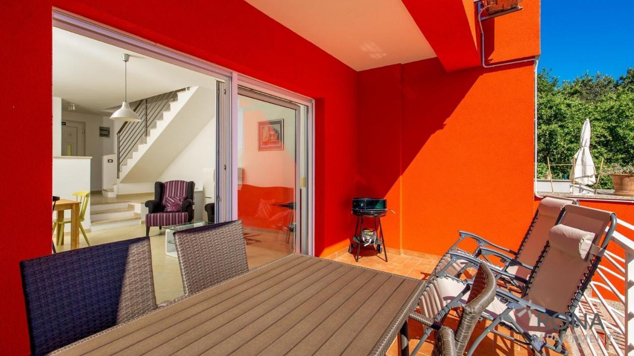 Rona Apartment Denis Умаг Экстерьер фото
